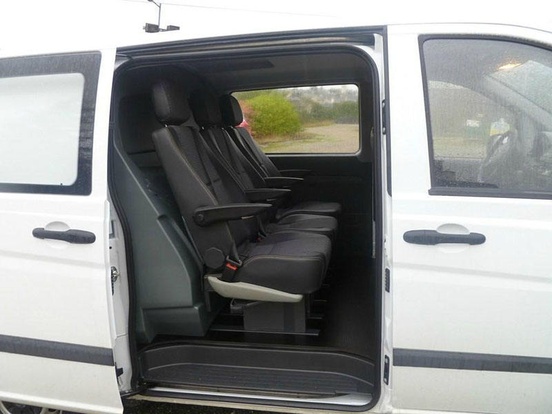 Cabine approfondie utilitaire Laval